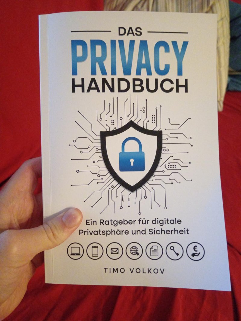 Anette C. mit Das Privacy Handbuch